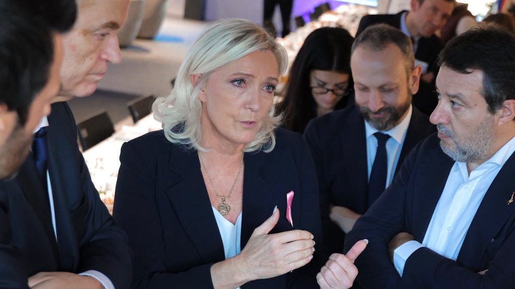 Marine Le Pen leállítaná Ukrajna finanszírozását és enyhítené az Oroszország elleni szankciókat Marine Le Pen egyeztet a Patrióták Európáért pártcsalád tagjaival